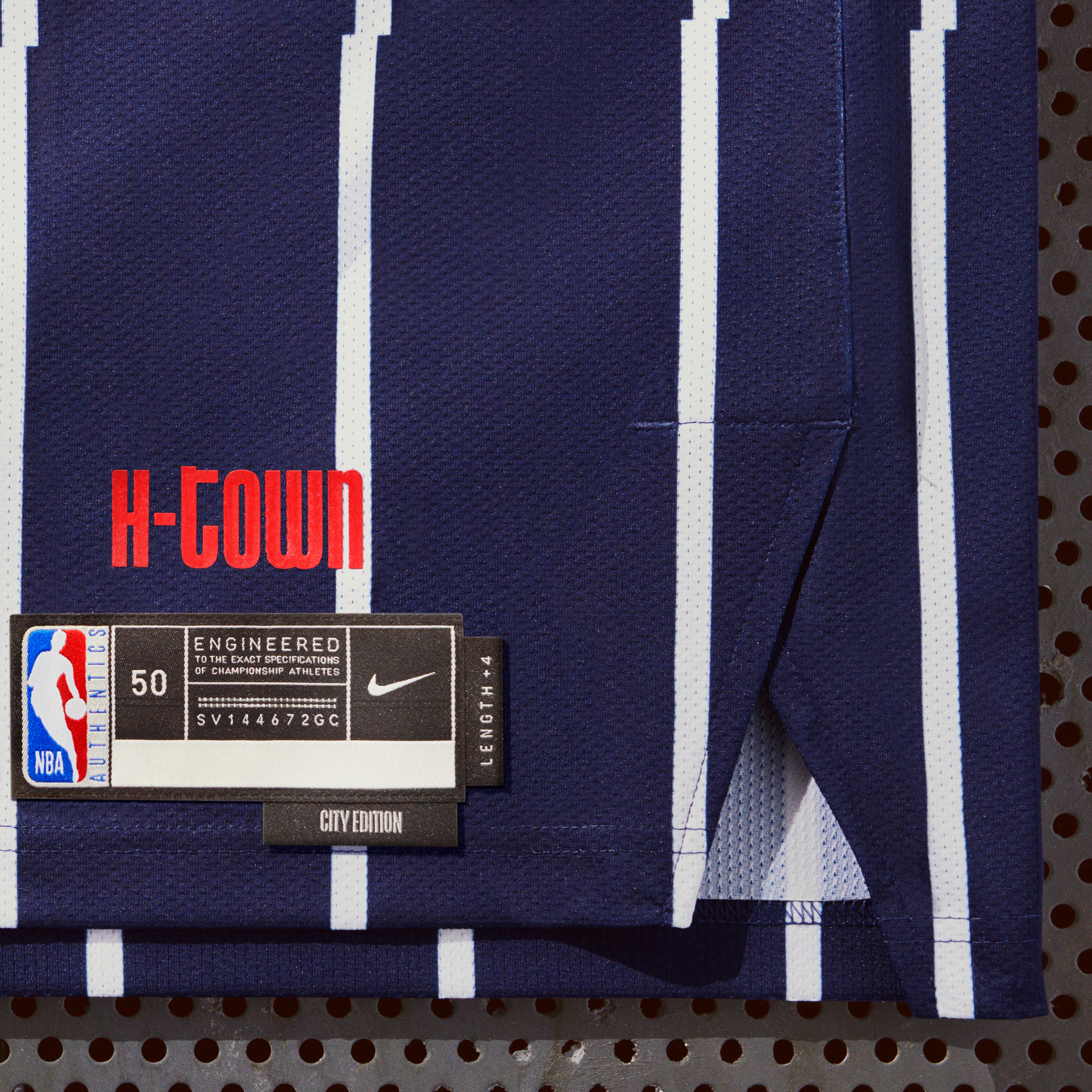 Ho22 Nbacityedition Na Offbody Houston Tag 00452 05