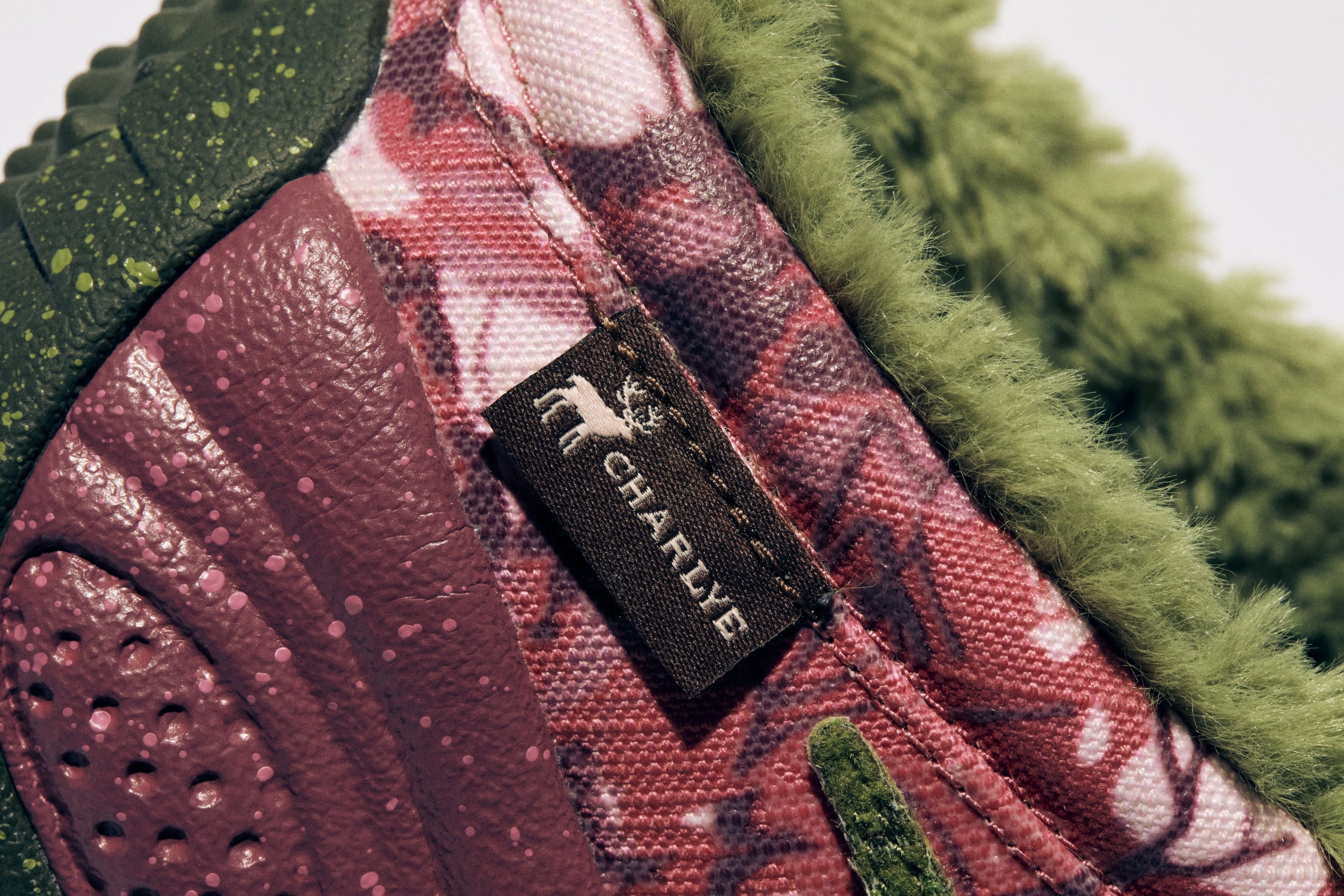 Fuzzy materials on the Nike ACG Rufus.