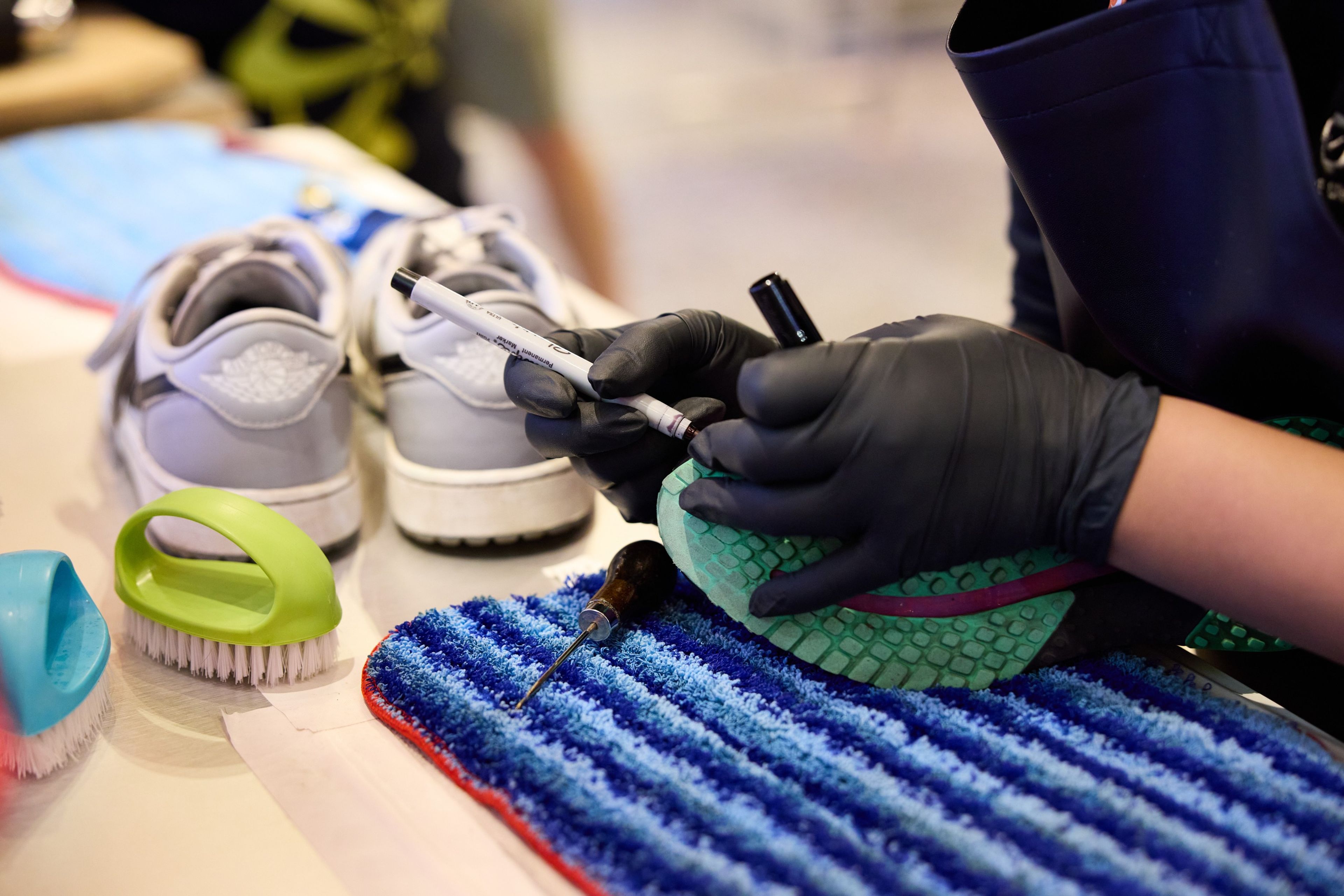 Nike (Re)Play brought Nike Trade-In, repair, footwear cleaning, vintage, creative repair, recycling and donation together in one experience.