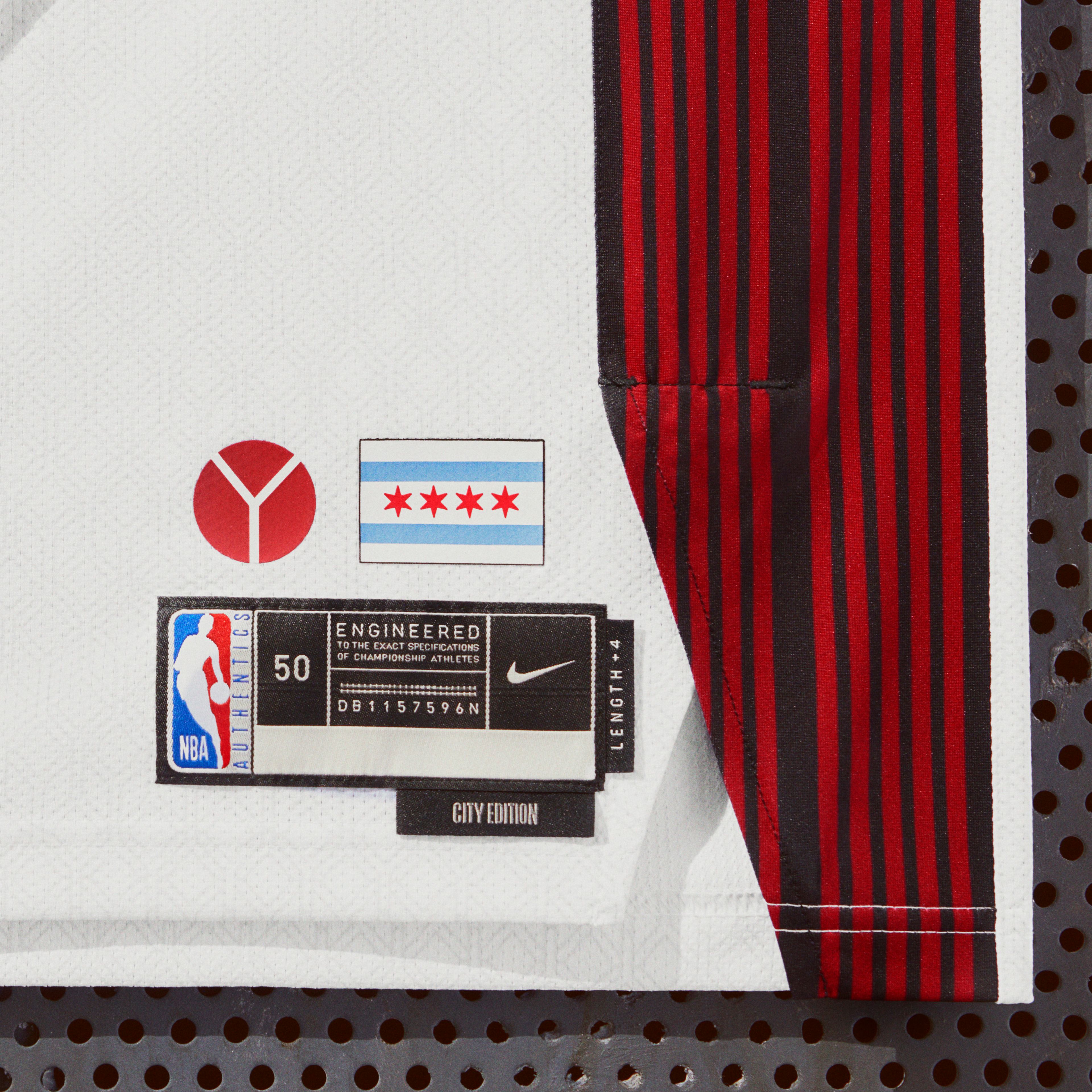 Ho22 Nbacityedition Na Offbody Chicago Tag 00562 05