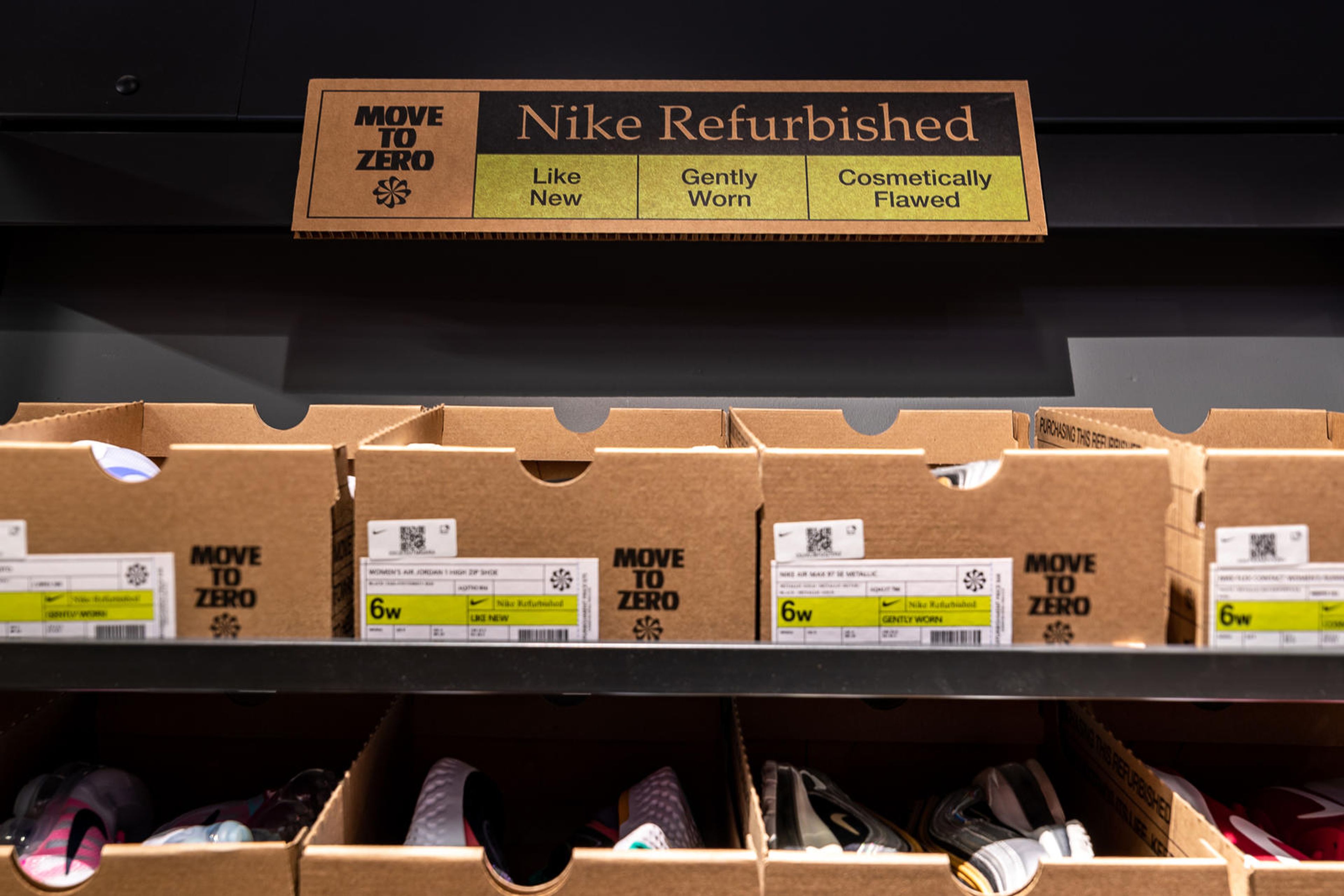 Nike Refurbished Display