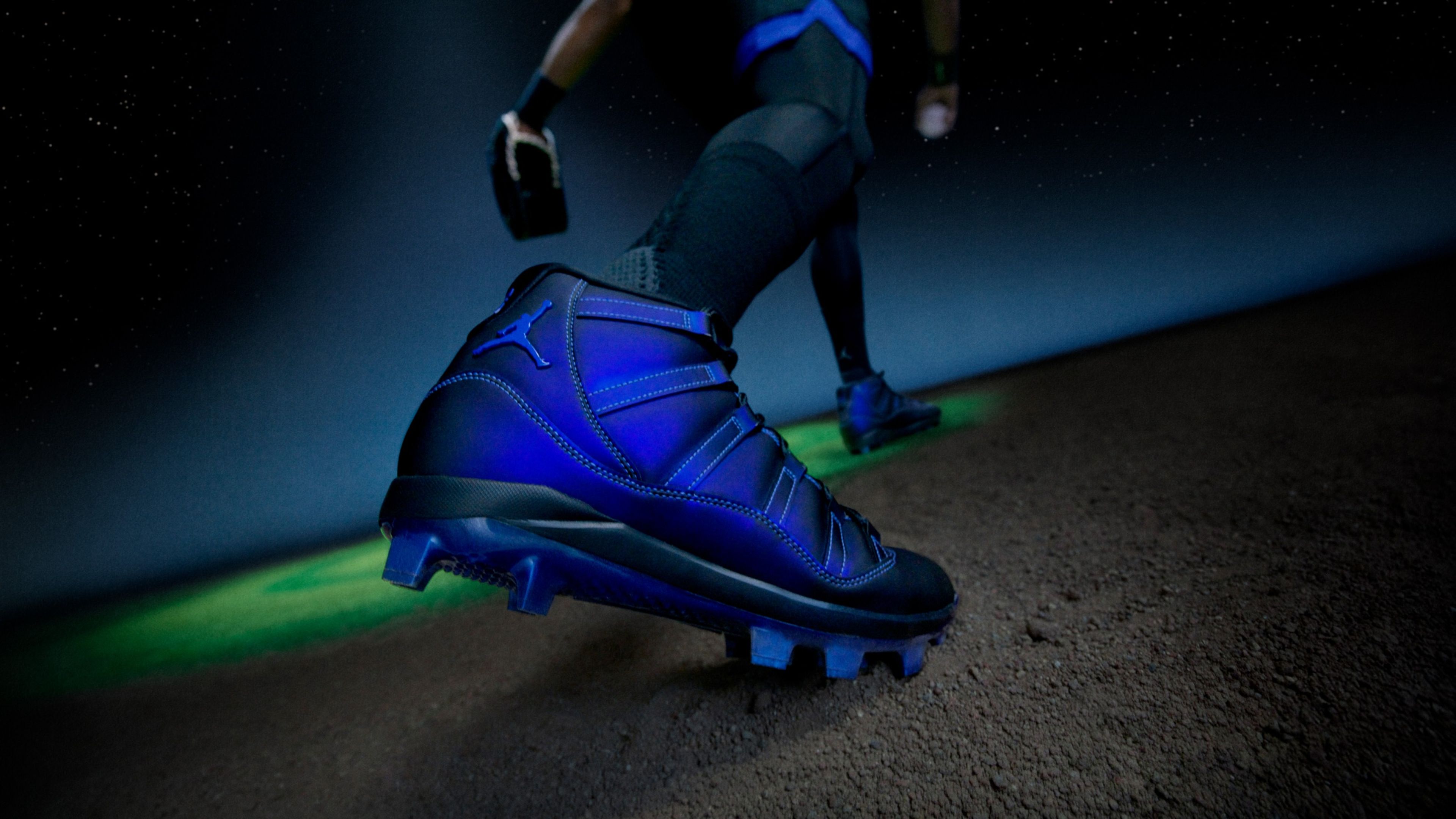 Jordan Brand x “Space Jam” Baseball Cleat