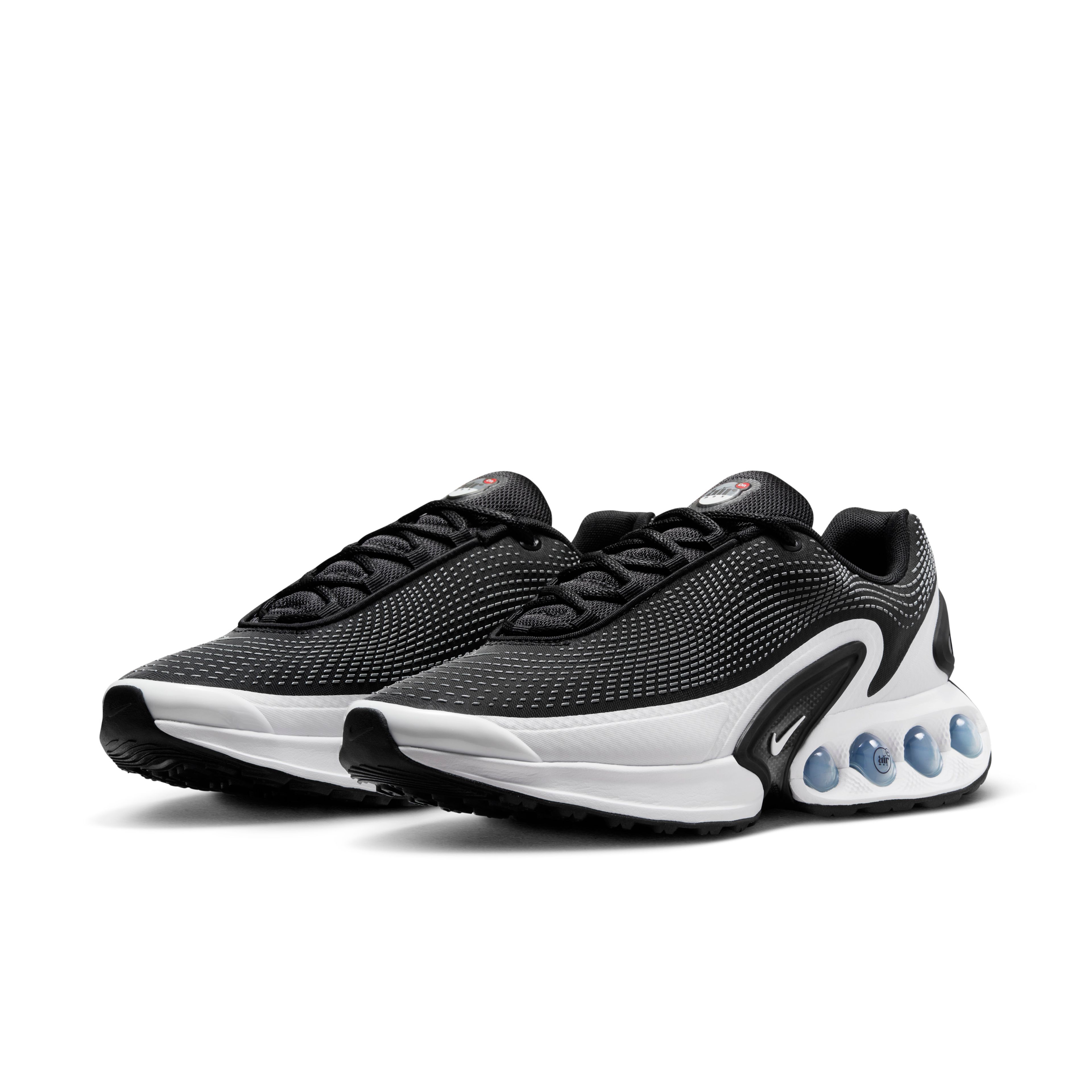 Front angled view of the men's Nike Air Max Dn in cool gray