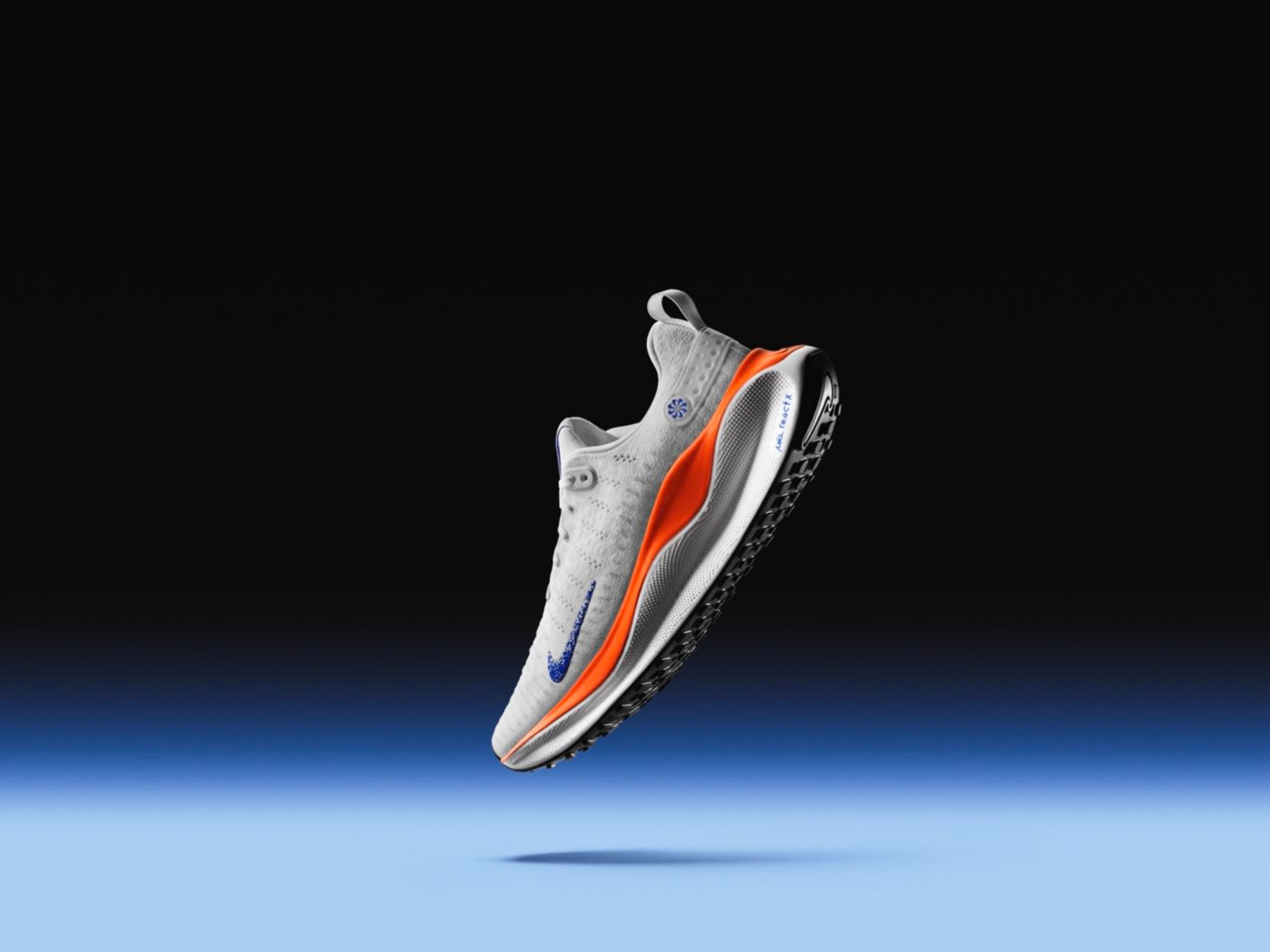 Left view of the Nike Infinity Run 4 in white.
