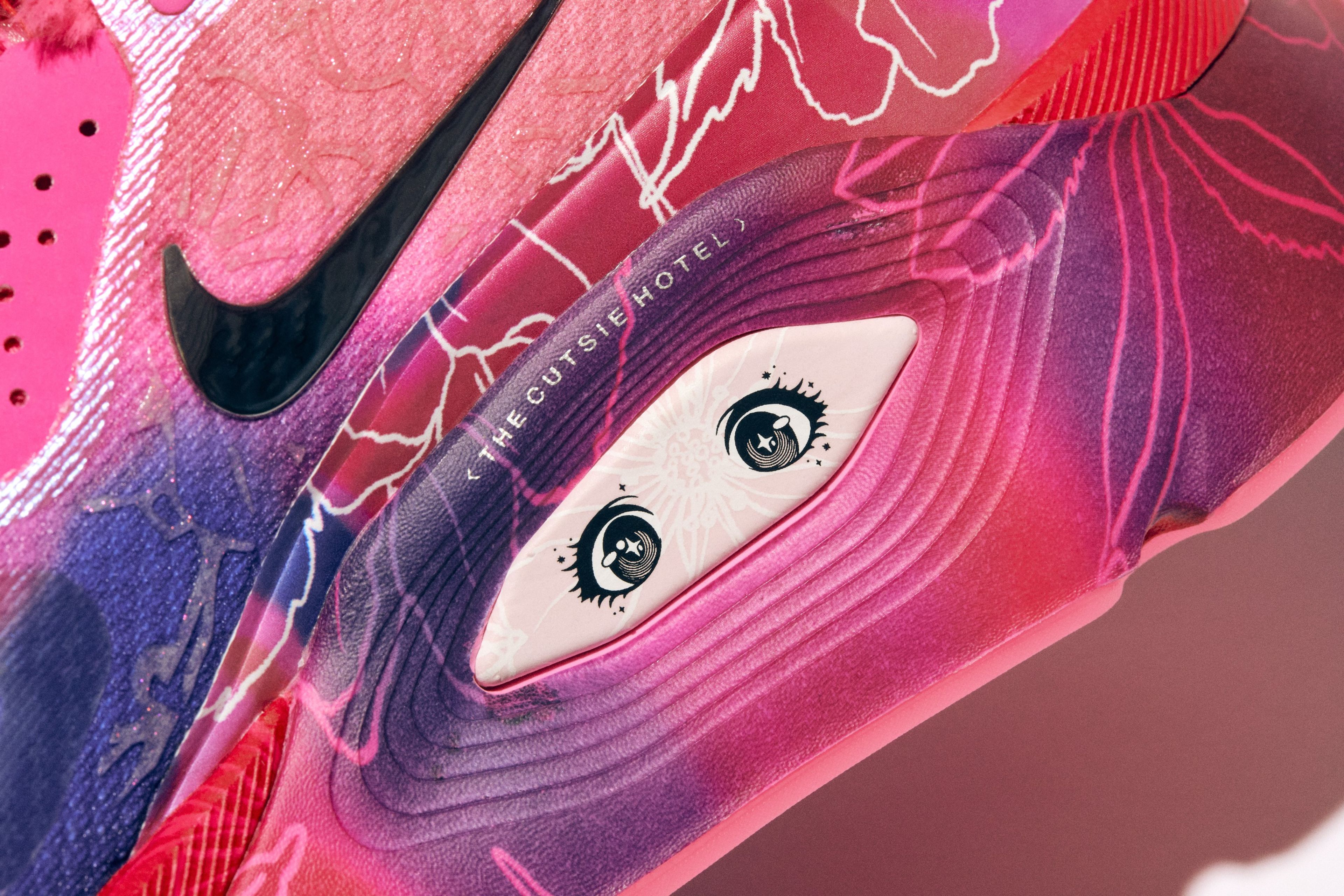 Anime eyes on the medial midsole of the Nike Structure Plus.