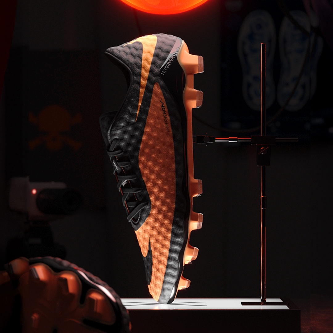 Nike、アイコニックなハイパーヴェノム RGNサッカースパイクを復刻 Nike、アイコニックなハイパーヴェノム RGNサッカースパイクを復刻